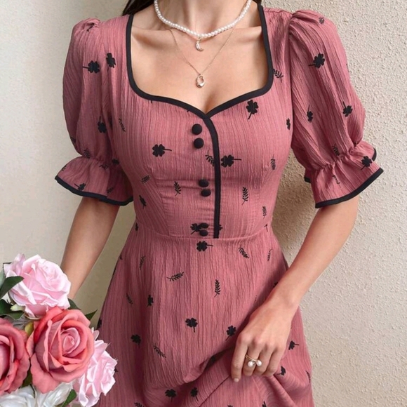 Heart Neck Leaf & Clover Printed Button Detail Dress - Picture 1 of 5